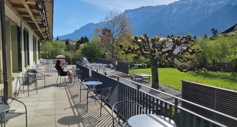 30% di sconto sui prezzi di pernottamento al Backpackers Villa Sonnenhof a Interlaken. Scarica il tuo codice di sconto e approfitta del pacchetto speciale. La villa offre una cucina (self-catering), ping-pong, biliardo, mini-golf, Wi-Fi e molto altro.