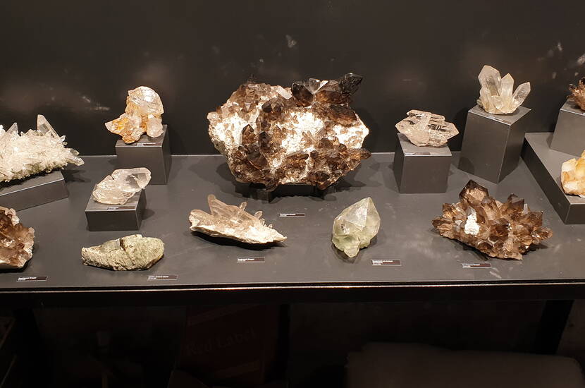 Zoom: Das Urner Mineralien-Museum in Seedorf ist wohl das ungewöhnlichste und faszinierendste Mineralienmuseum der Schweiz. Ein Besuch im Mineralienmuseum ist immer ein Ausflug wert, für Gross und Klein.