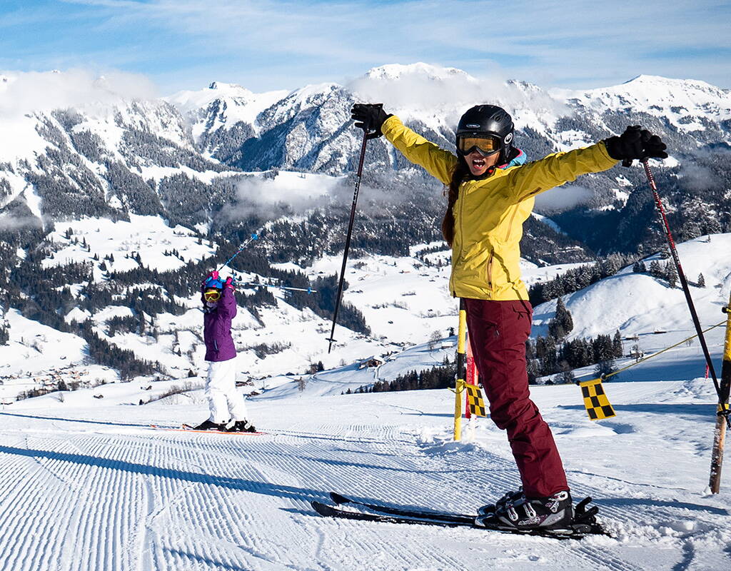 Das Skigebiet Rossberg bietet viel: 7.5 Kilometer präparierte Abfahrtspisten, Freeride Spass, Kinderlift mit Rössli-Park, Winterwanderweg, und vieles mehr. Profitiere von unserem Rabatt-Gutschein und verbringe einen fantastischen Skitag im Simmental.